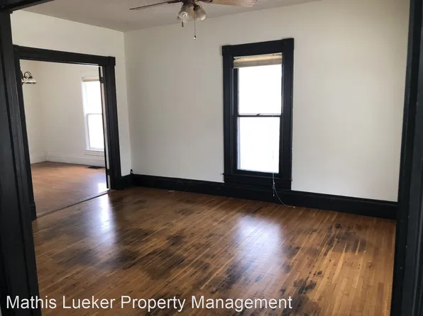 320 W 5th St, Junction City, KS 66441