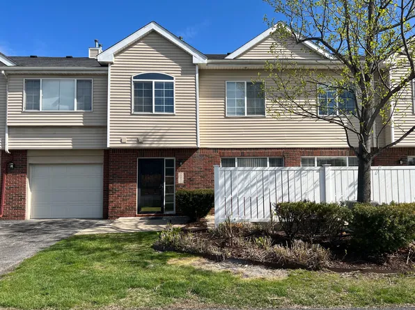 24021 Fairlane Blvd, Woodhaven, MI 48183