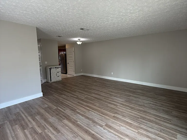 6221 Hibiscus Ave — Photo 21