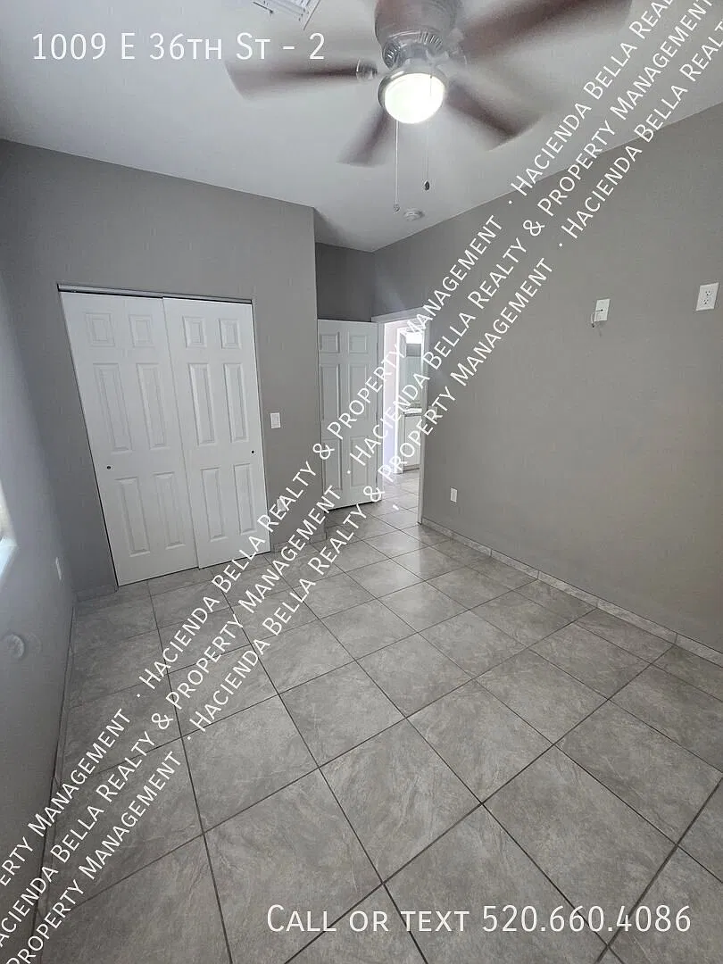 Townhome Available 2bd/1ba All Tile Flooring Won't Last!! — Photo 3