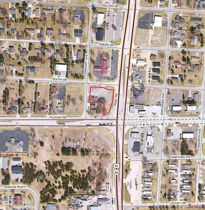 2nd image of 2931 Post Rd