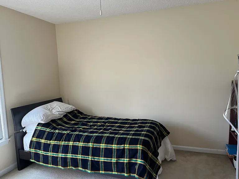 2818 Chapman Way — Photo 33