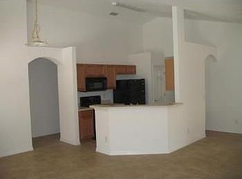 3rd image of 208 Rosso Dr