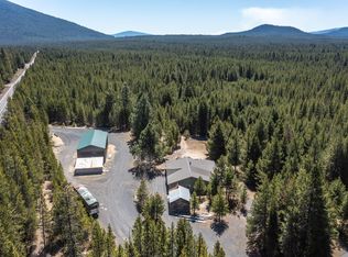18142 Highway 58, Crescent Lake, OR 97733