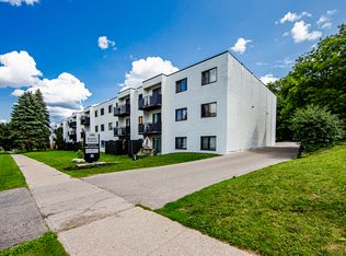 111 Brybeck Crescent, Kitchener, ON N2M 2C5