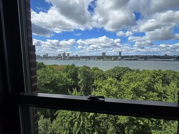 202 Riverside Drive image 3 of 8