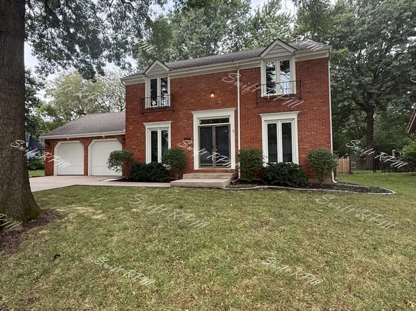 11642 Grant Dr, Overland Park, KS 66210