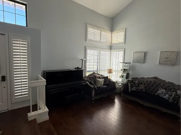 959 Whitecliff Dr, Diamond Bar, CA 91765