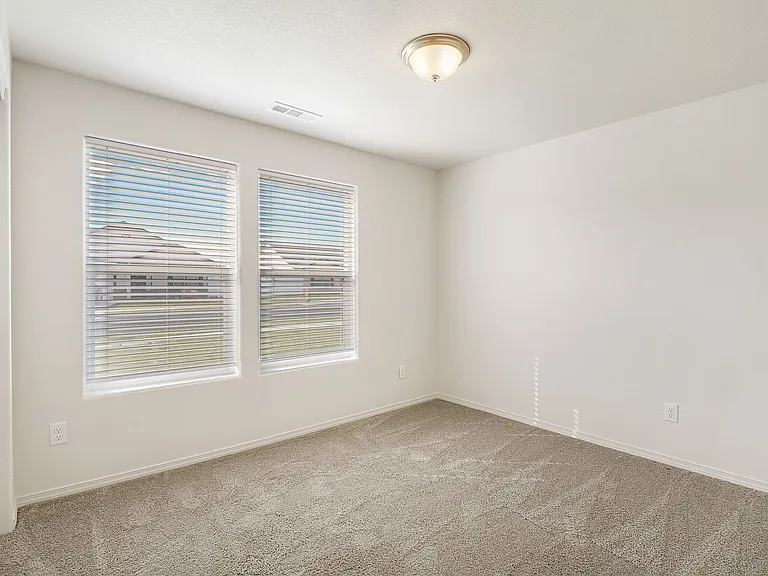 4214 W Wood Ct — Photo 17