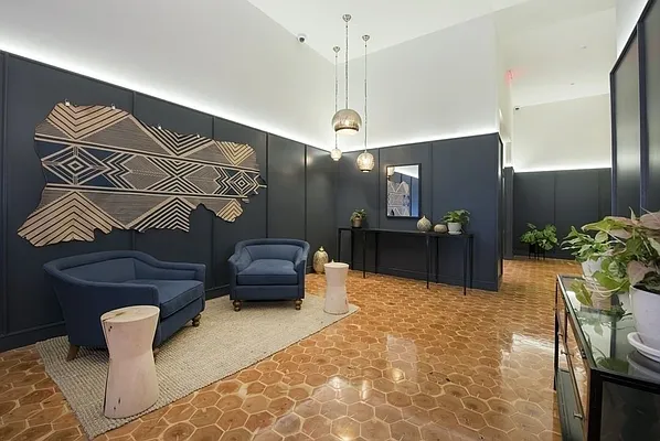 Rented by Loom Group | media 7