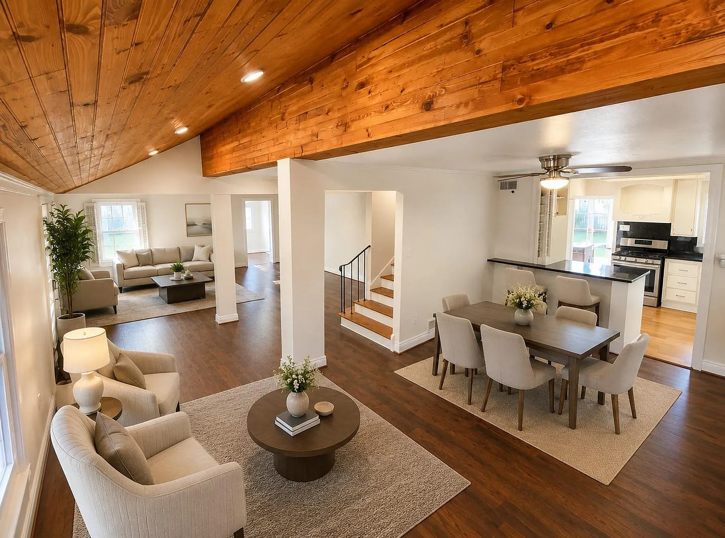 3 bed, 2120 sqft, $2,200 — Photo 2