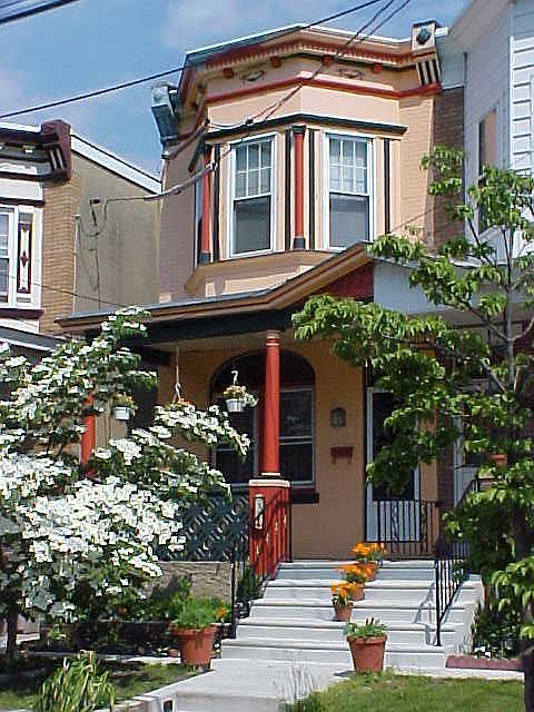 Collingswood Classic Twin