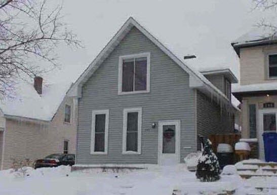 2nd image of 247 Richmond St