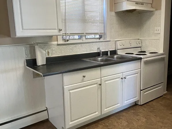776 E Main St #1, Ephrata, PA 17522