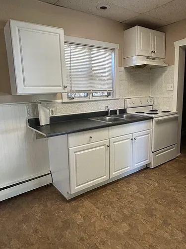 776 E Main St #1 Photo 1