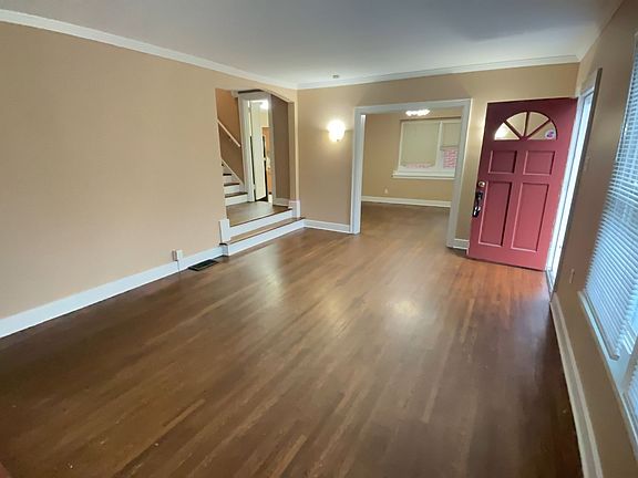 4th image of 2711 Central Ave