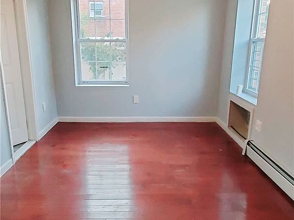 4th image of 2227 Cincinnatus Ave
