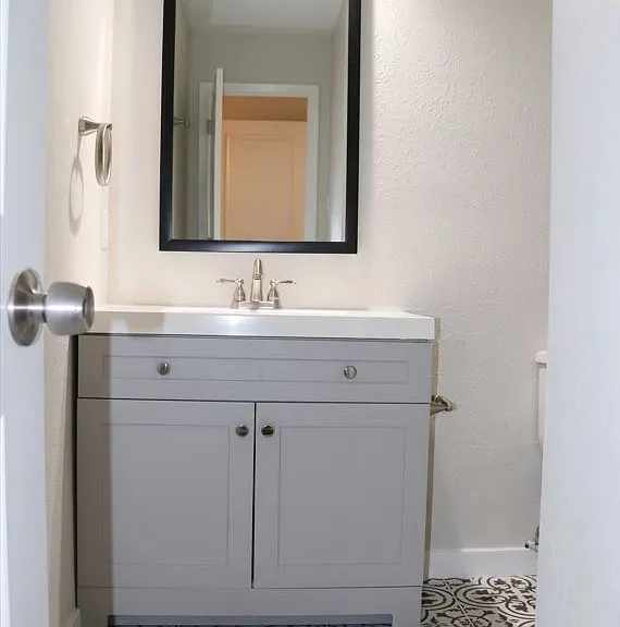 728 Cory St — Photo 10