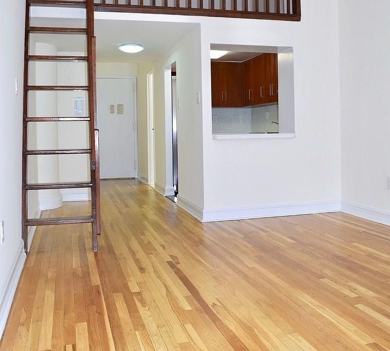 1st image of 1 Astor Pl APT 7F