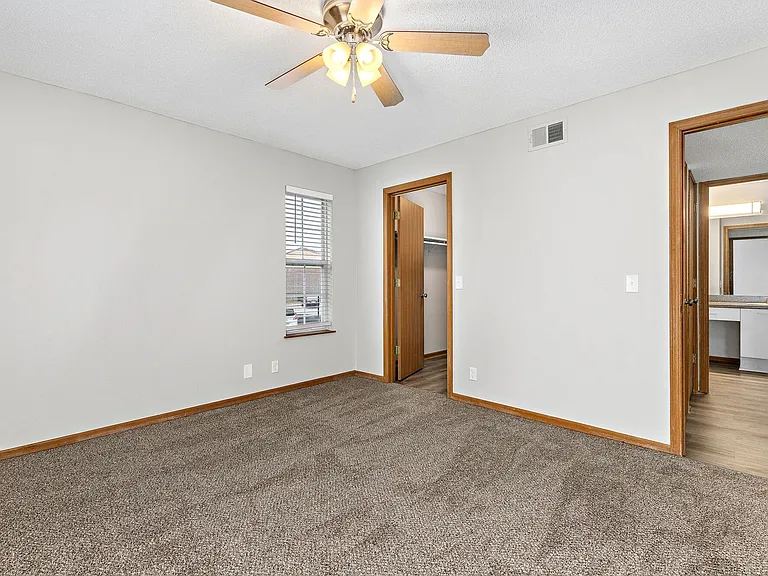 Oak Ridge Park Apartments — Photo 28