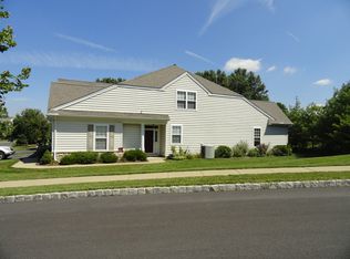 700 McDowell Ln, West Grove, PA 19390