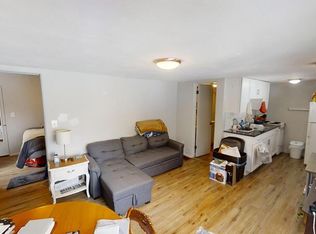 101 E McKay St APT 4, Saline, MI 48176