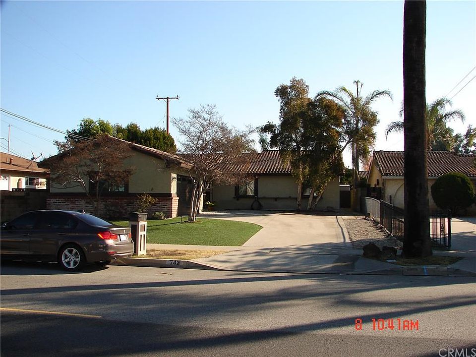 1st image of 742 N Orange Ave