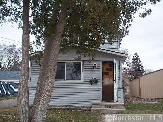 1st image of 216 7th Ave N