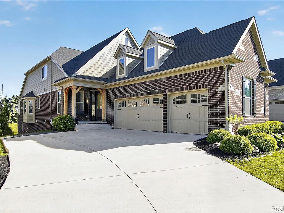 1st image of 8236 Stoney Creek Dr