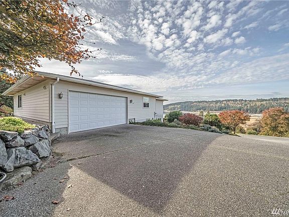 2nd image of 2199 Bay Vista Ln