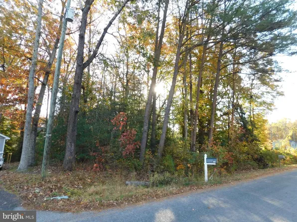 Tn 10c 8 1 23 Forest Grove Rd, Colonial Beach, VA 22443