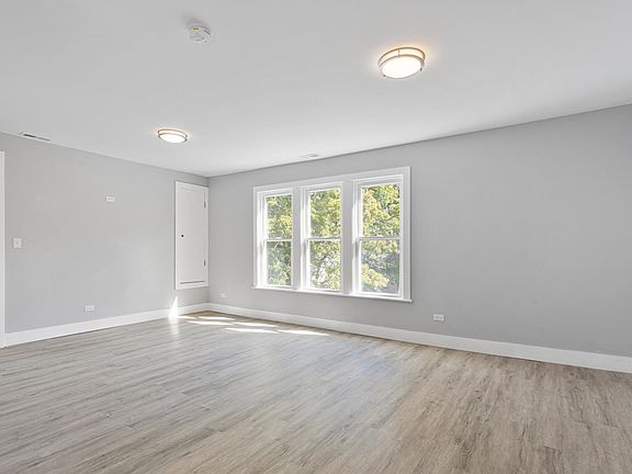 2nd image of 11344 S Edbrooke Ave #2