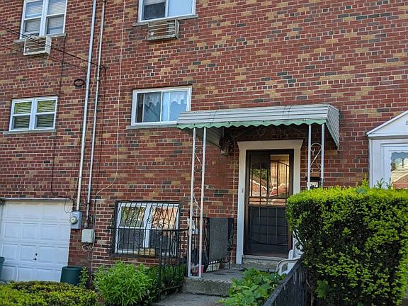 4th image of 867 Revere Ave