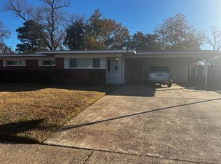 4013 Parkway Dr, Bossier City, LA 71112
