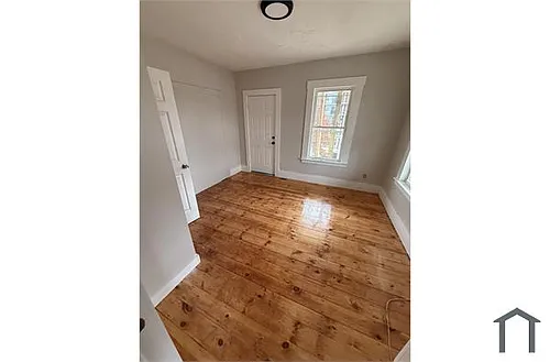 65 Charlton St #1 Photo 1