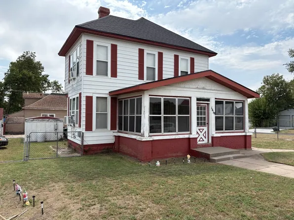1619 Park Ave, Great Bend, KS 67530