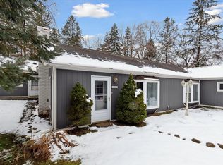 15300 Stone Henge Dr, Fenton, MI 48430