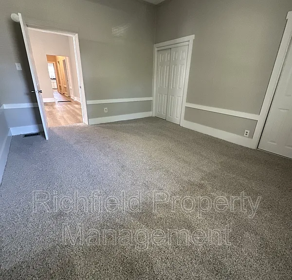 218 N Tacoma Ave — Photo 11