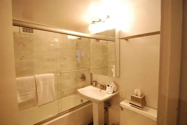 Rented by Global Realty Opportunities | media 43