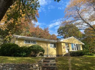 31 Ladd Hill Rd, Peabody, MA 01904