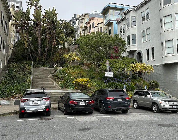 1045 Montgomery St #1045 — Photo 10