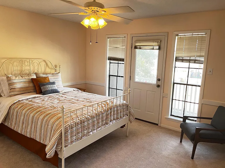 2515 Cross Timbers Dr — Photo 11