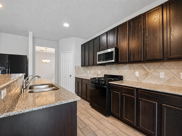 20606 Iron Timber Ln — Photo 11