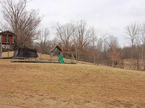 play area and tree house
