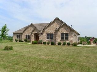 2972 Welland Rd, Earlville, IL 60518