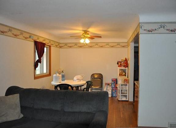 2nd image of 1370 Jessie St