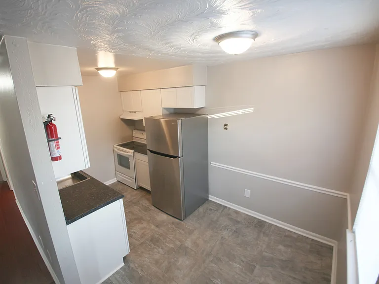4th Bay Apartments — Photo 11