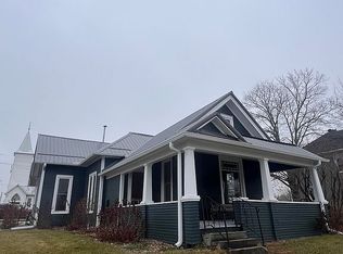 102 E Main St, Wayland, IA 52654