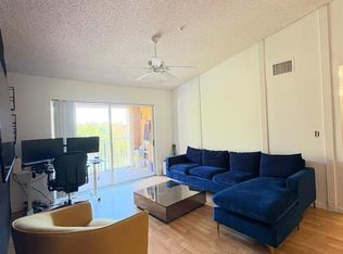 4808 N State Road 7 APT 304, Pompano Beach, FL 33073