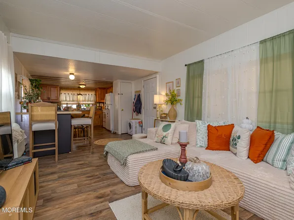 12 Alissa Terrace, Jackson, NJ 08527